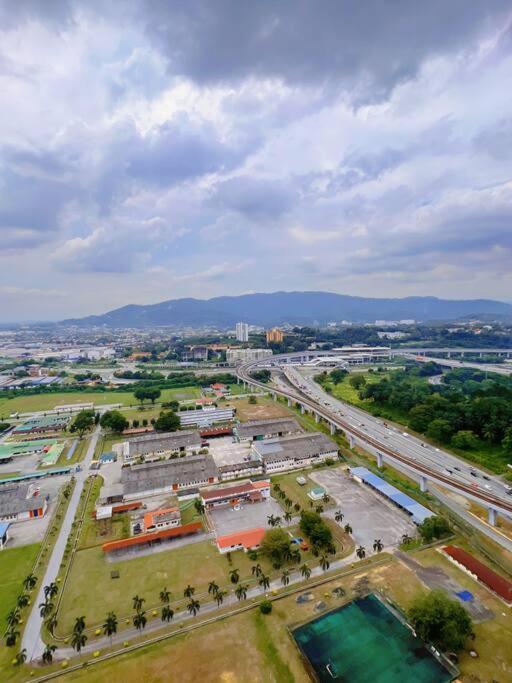 Heritage Studio With Balcony D'Sara, Direct Mrt Kampung Selamat, Near Thomson And Sungai Buloh Hospital Shah Alam Zewnętrze zdjęcie